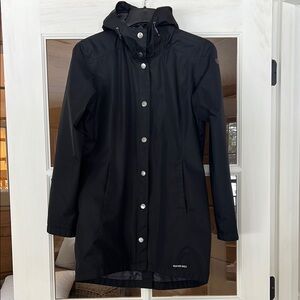 Avalanche Black Rain Jacket with Slightly Fitted Design and Hood
